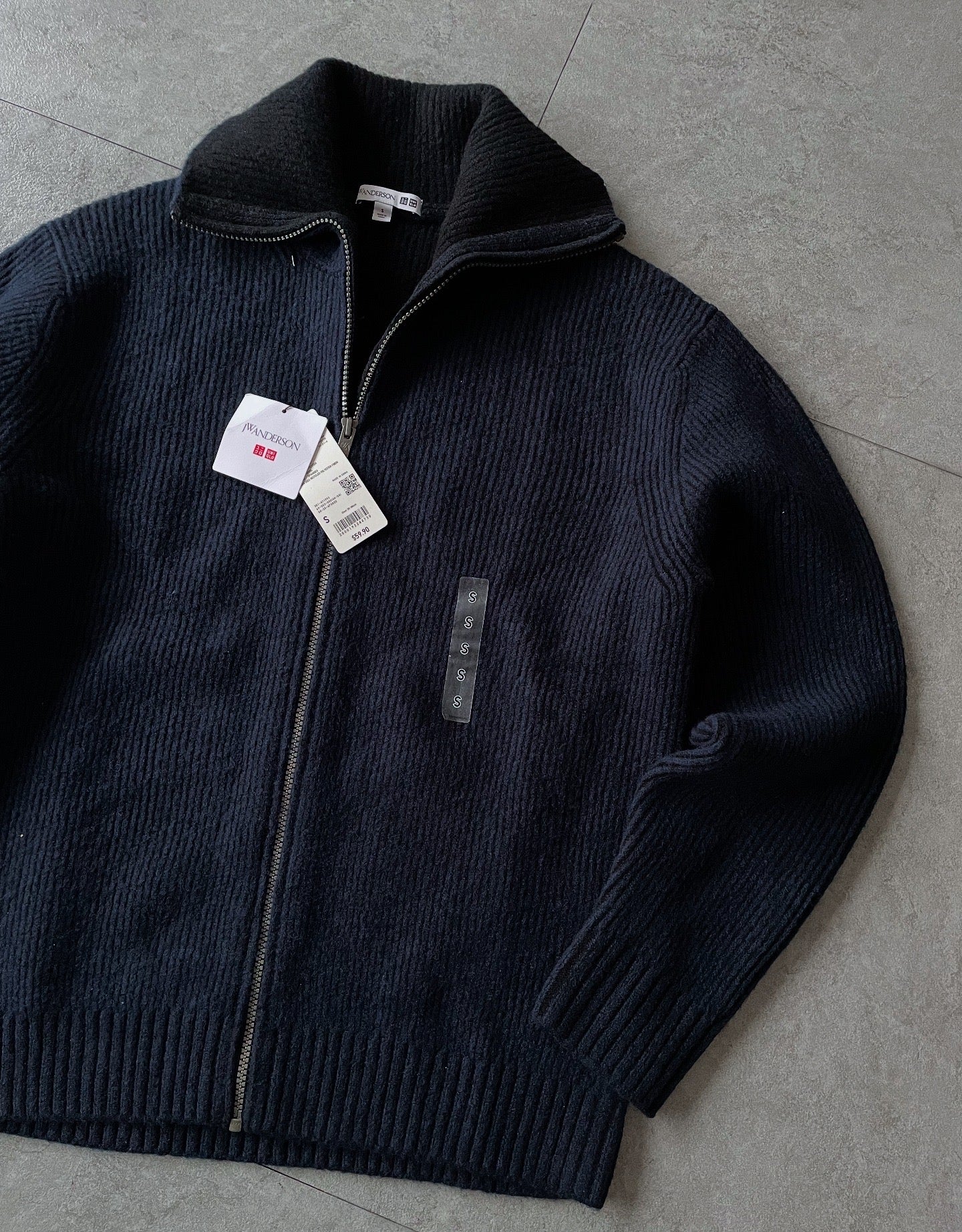 UNIQLO X JW ANDERSON KNIT ZIP UP NECK SWEATER ⚡️