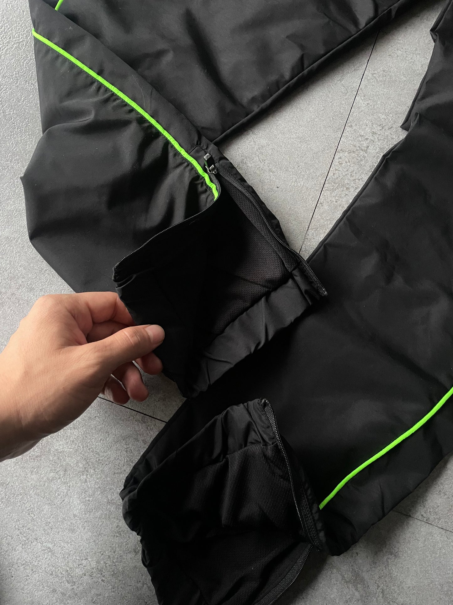 SYNA WORLD TRACKSUIT