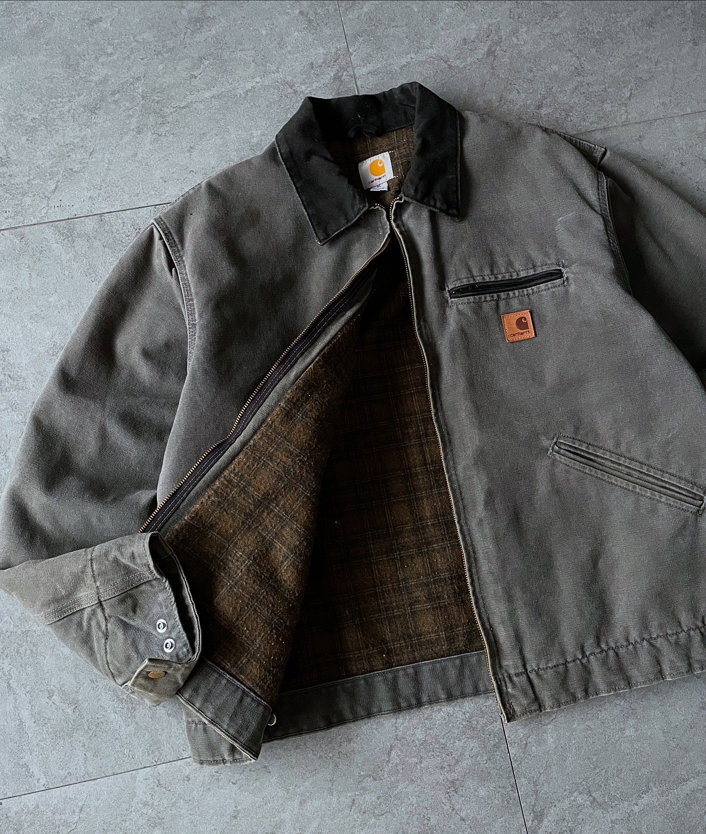 CARHARTT VTG J97GVL DETROIT JACKET⛓️
