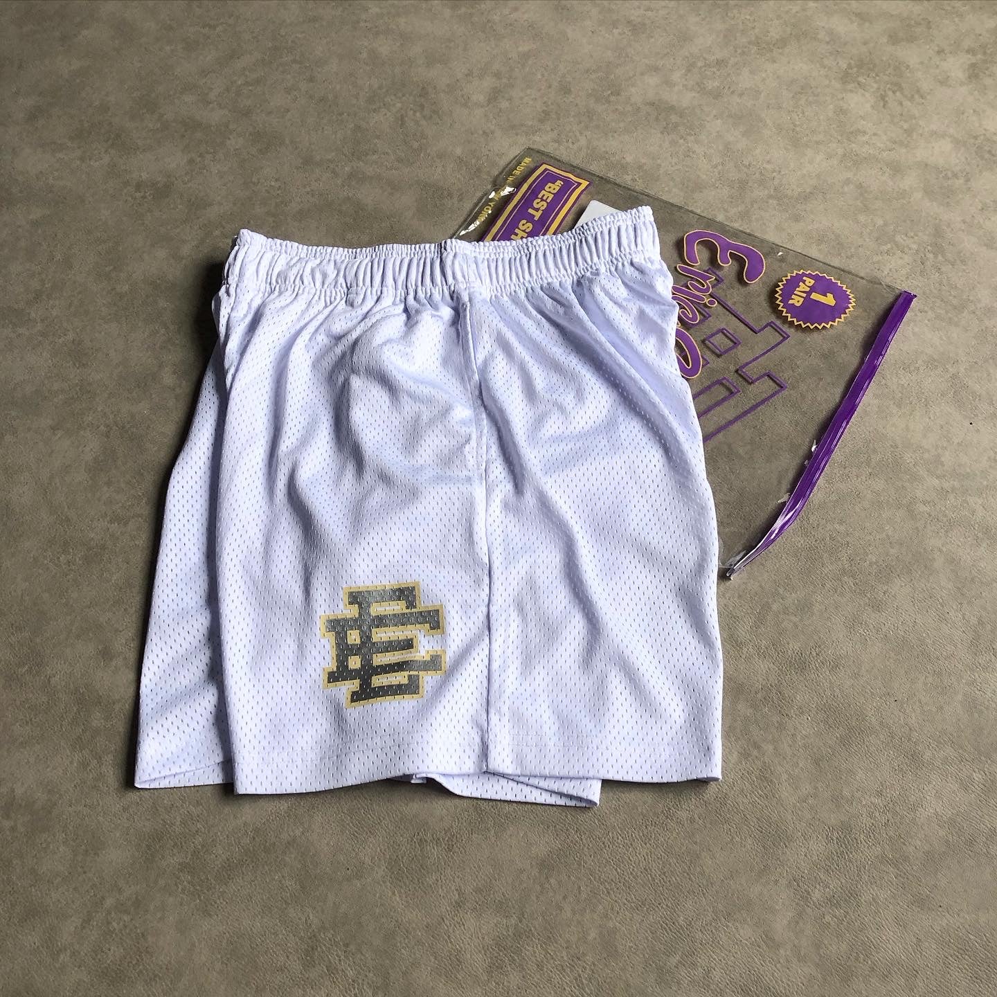ERIC EMANUEL EE BASIC SHORT💫