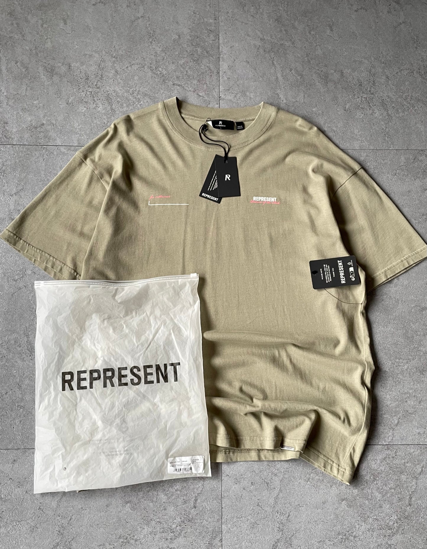 REPRESENT CLO. OVERSIZED “PATRON OF THE CLUB” TEE